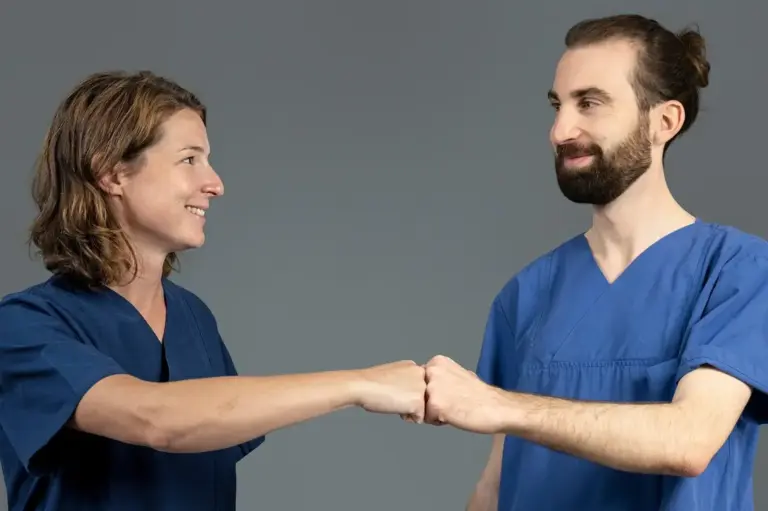 Mitarbeiter:innen als Markenbotschafter für die Klinik?