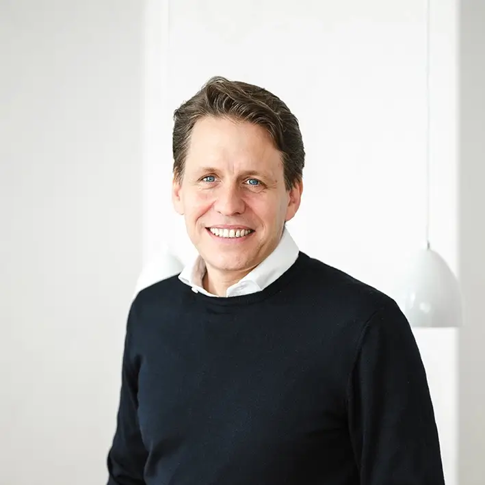 Porträt Dr. med. vet. Felix Remy Gründer tätig in der Medical Communication Remy&Remy Healthcare Kommunikation
